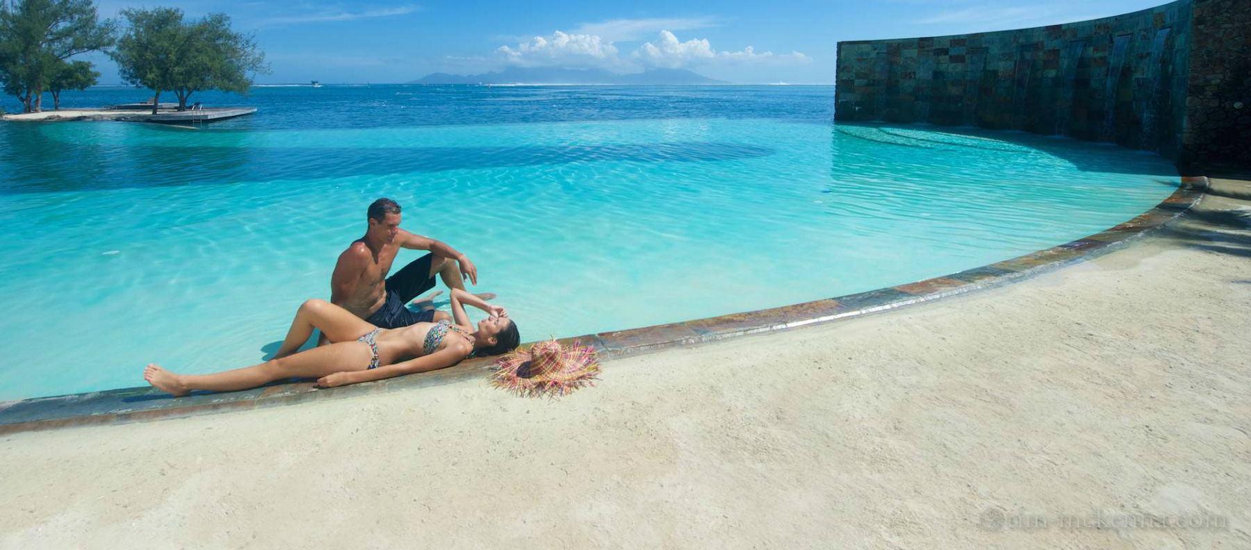 Te Moana Tahiti Resort slide_0